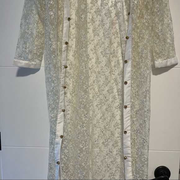 Vintage Lace Open Robe - Picture 6 of 16